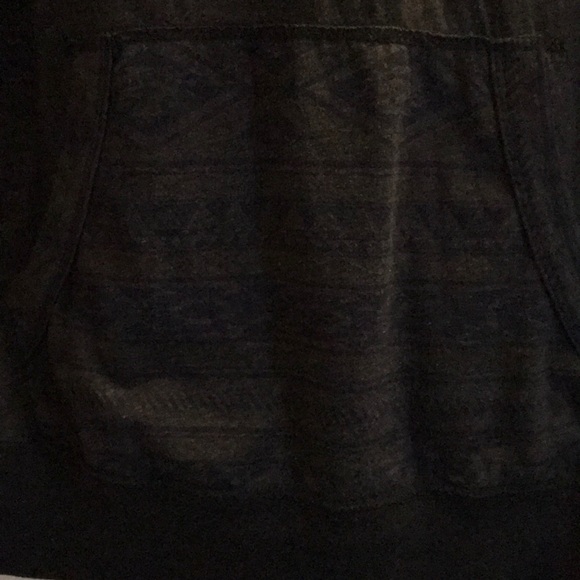 American Eagle Long Sleeve Graphic Hoodie Tee - Picture 2 of 6